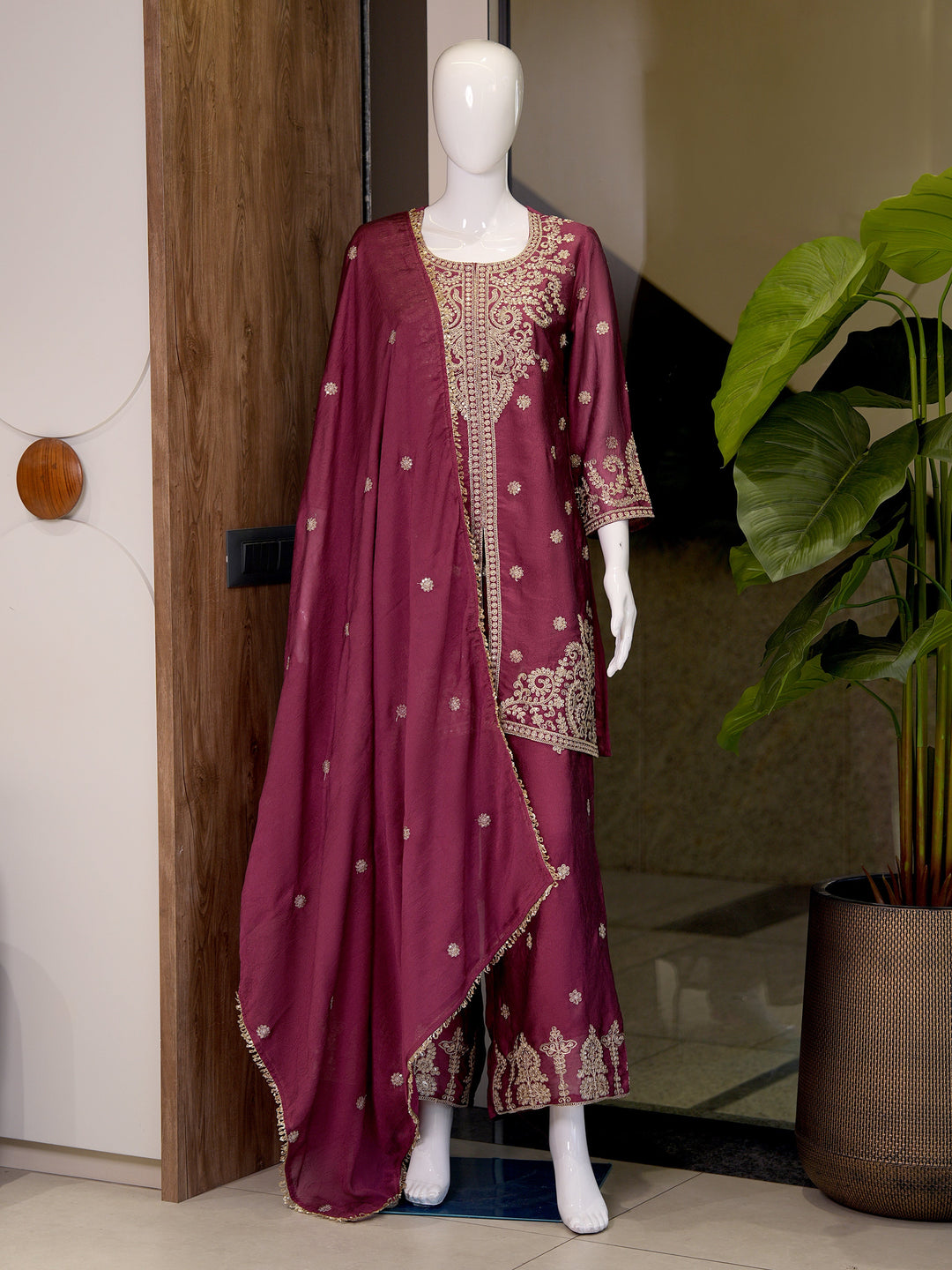 Latest Ethnic Wear Trends 2026 – Perfect for Boutique Owners