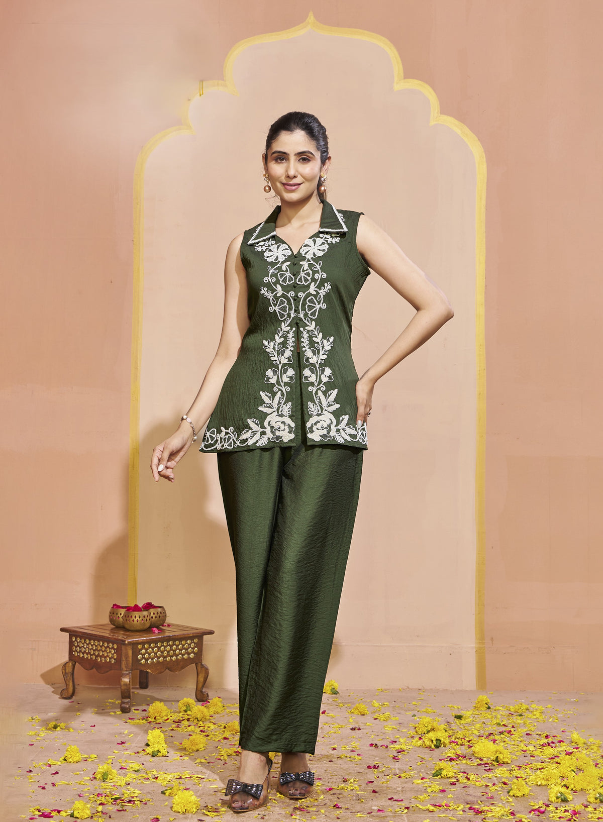 Classy Elegant Most Loved Designer Co-ord set For Women